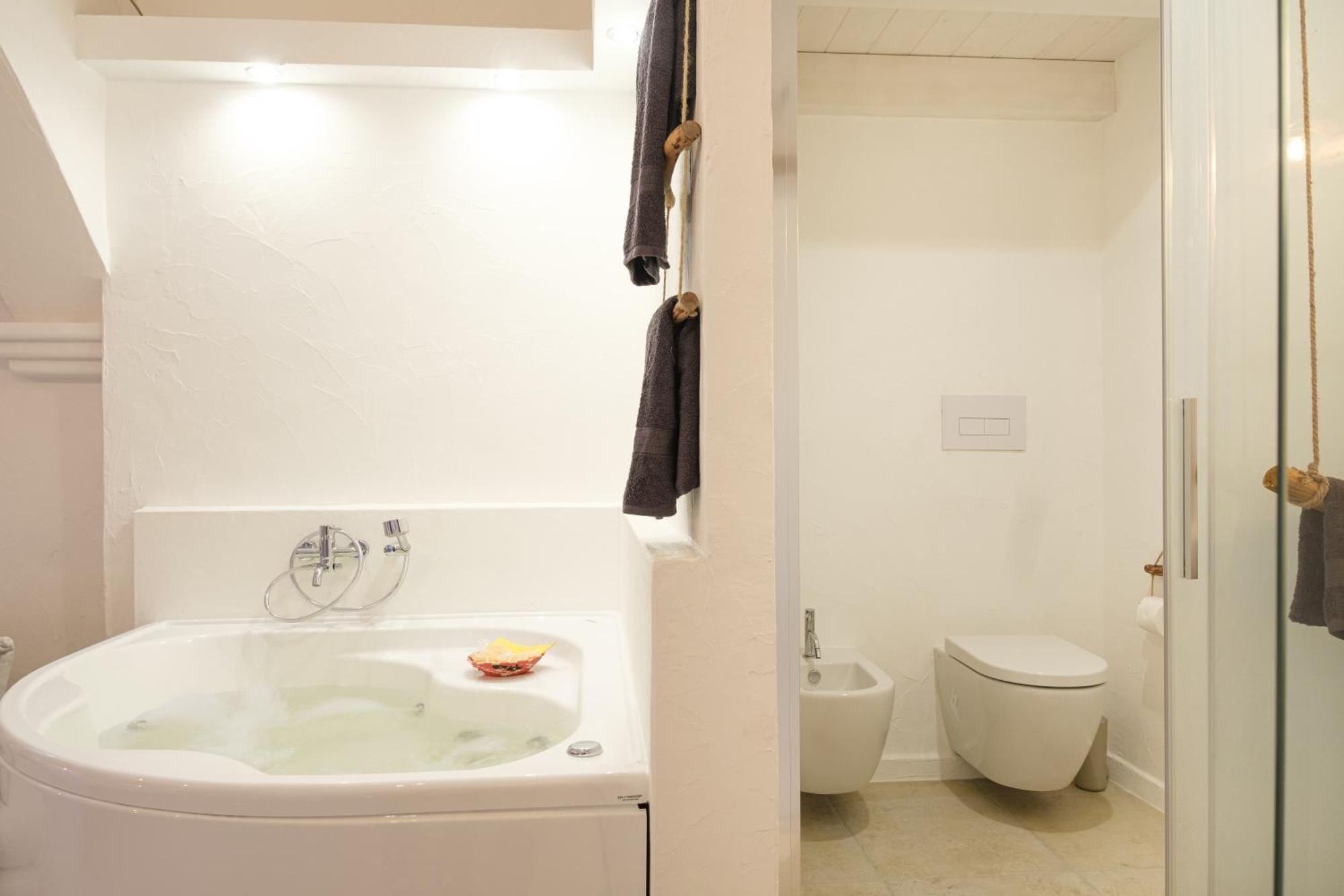 Hotel Il Vicolo Del Ginepro Castelsardo Esterno foto