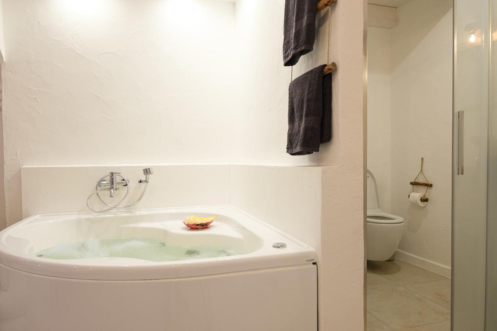 Hotel Il Vicolo Del Ginepro Castelsardo Esterno foto